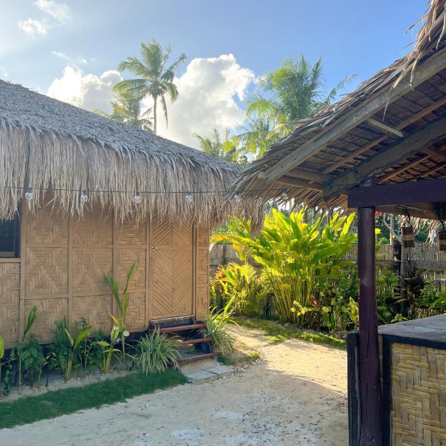 Siargao Tropic Hostel General Luna  Exterior photo