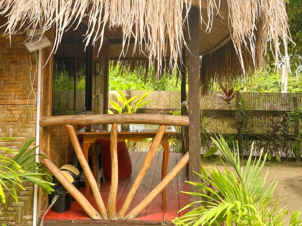 Siargao Tropic Hostel General Luna  Exterior photo