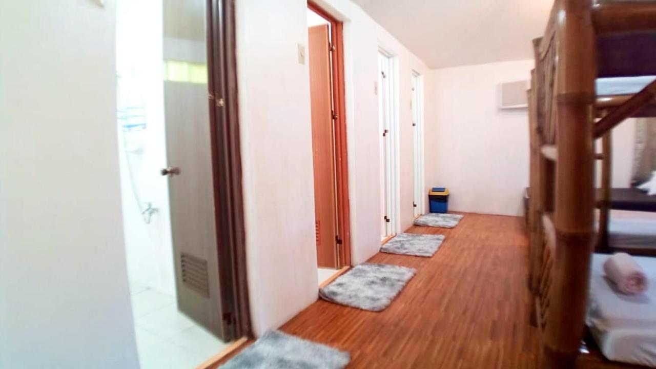 Siargao Tropic Hostel General Luna  Exterior photo